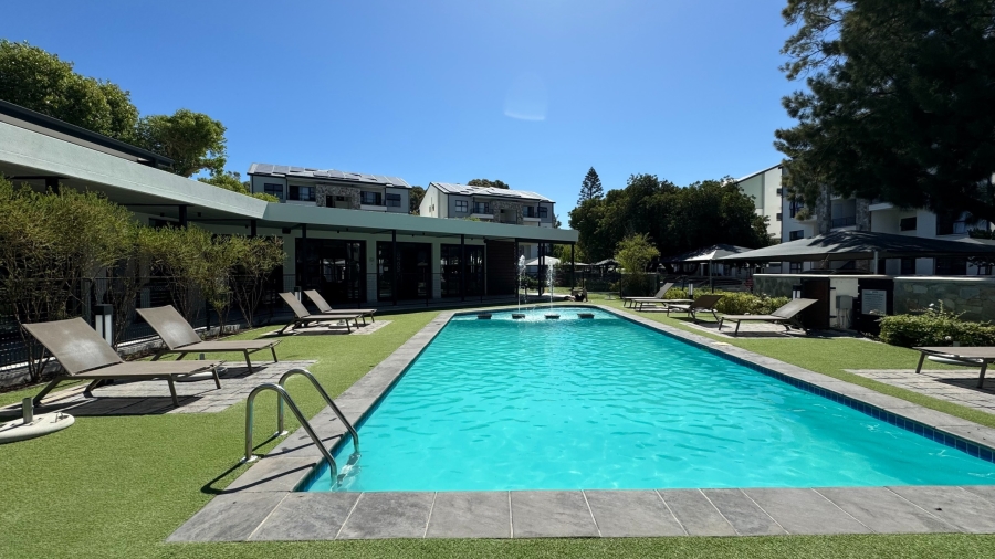 1 Bedroom Property for Sale in Paardevlei Western Cape